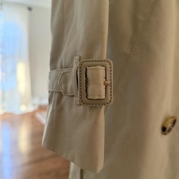 EUC-Mango Classic Tan Trench Coat- Sz small - Picture 3 of 9